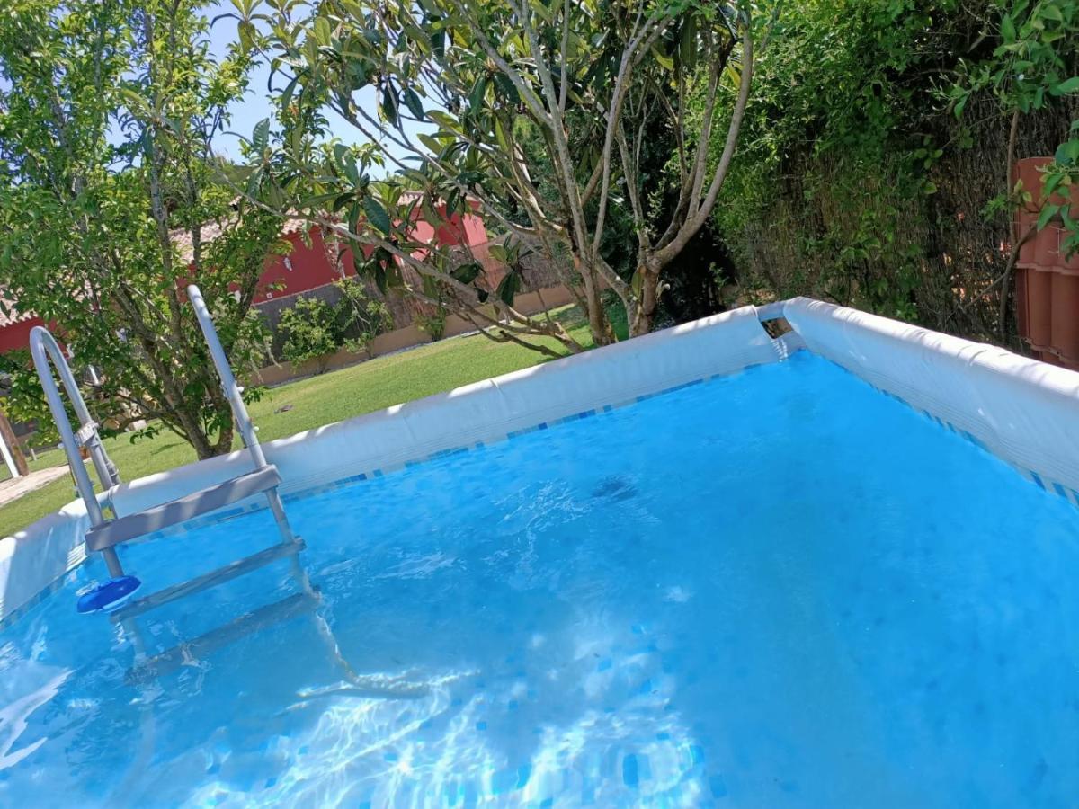 Ada Con Piscina, Jardin Y Parking Holiday home